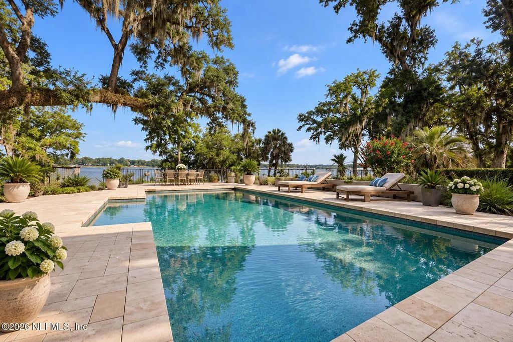 4002 Mcgirts Boulevard, Jacksonville