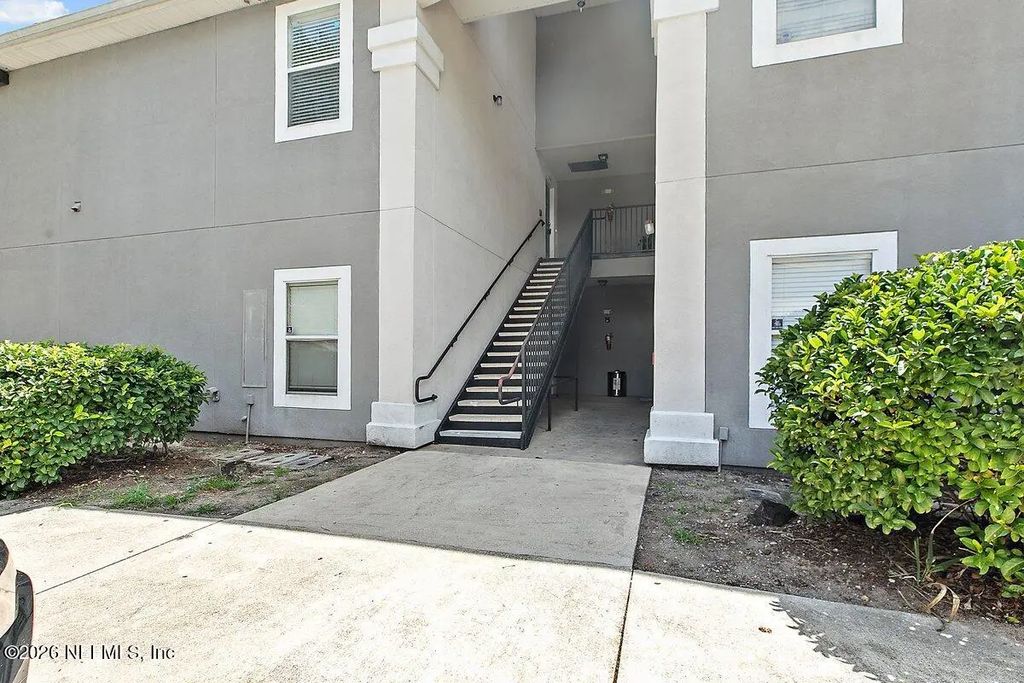 1466 Manotak Point Drive 208, Jacksonville