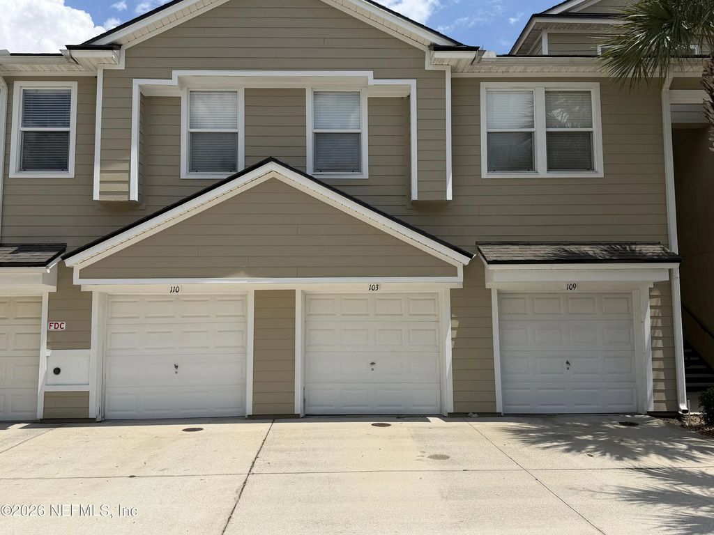 7071 Deer Lodge Circle 103, Jacksonville
