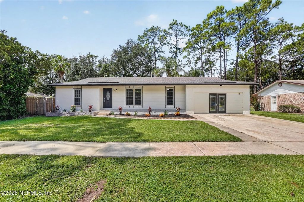 962 Grove Park Drive E, Orange Park