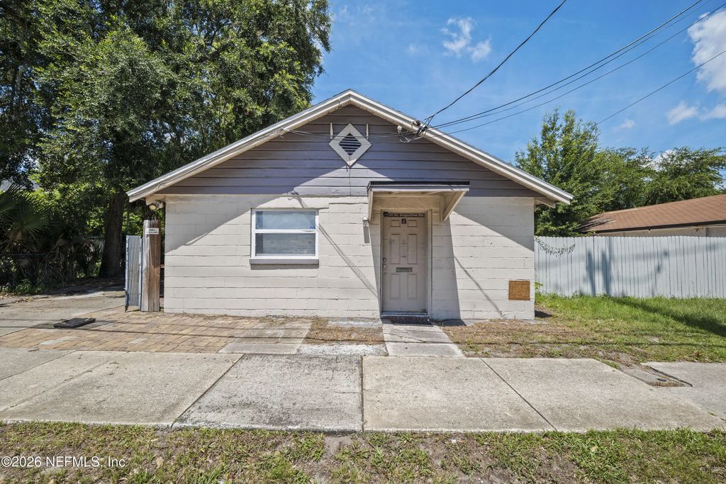 3754 St Augustine Road, Jacksonville