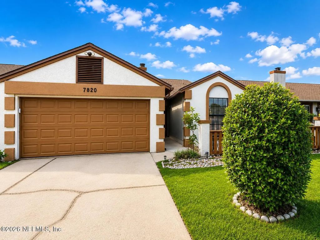 7820 Fawn Brook Circle E, Jacksonville