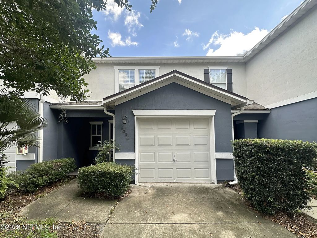 1036 N Black Cherry Drive, St. Johns