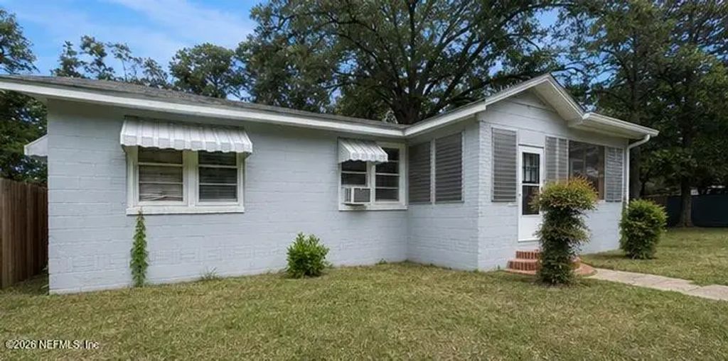 1645 W 17 Street, Jacksonville