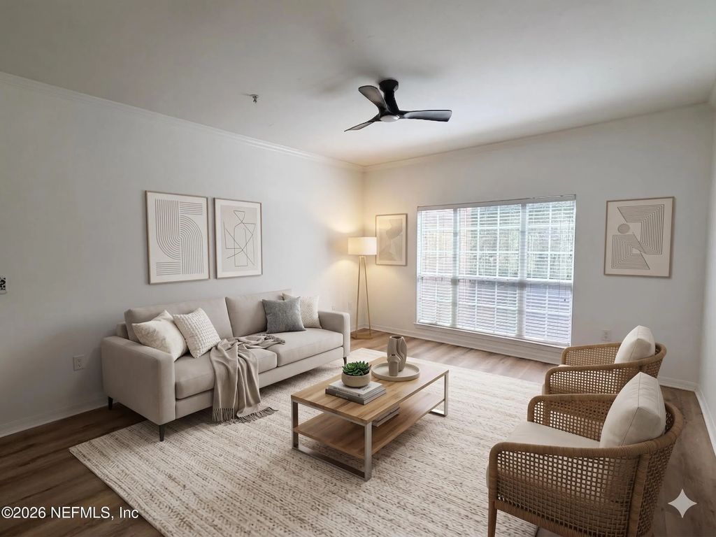 7800 Point Meadows Drive 1523, Jacksonville