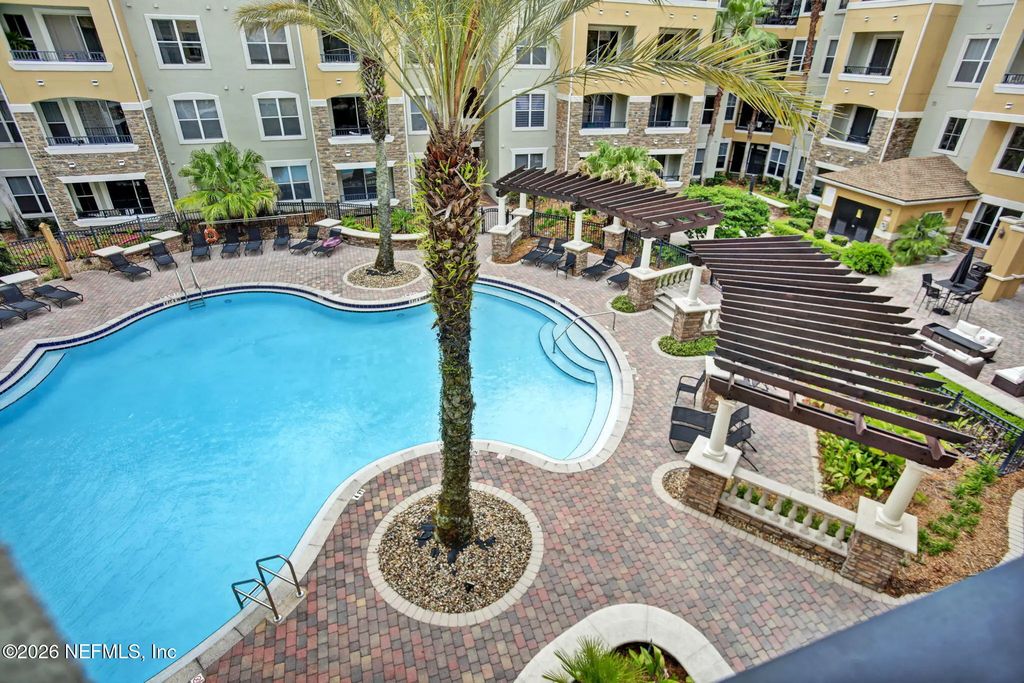 8539 Gate Parkway 9330, Jacksonville