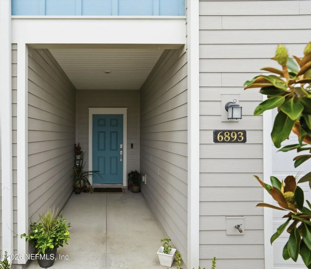 6893 Gable Grove Avenue, Jacksonville