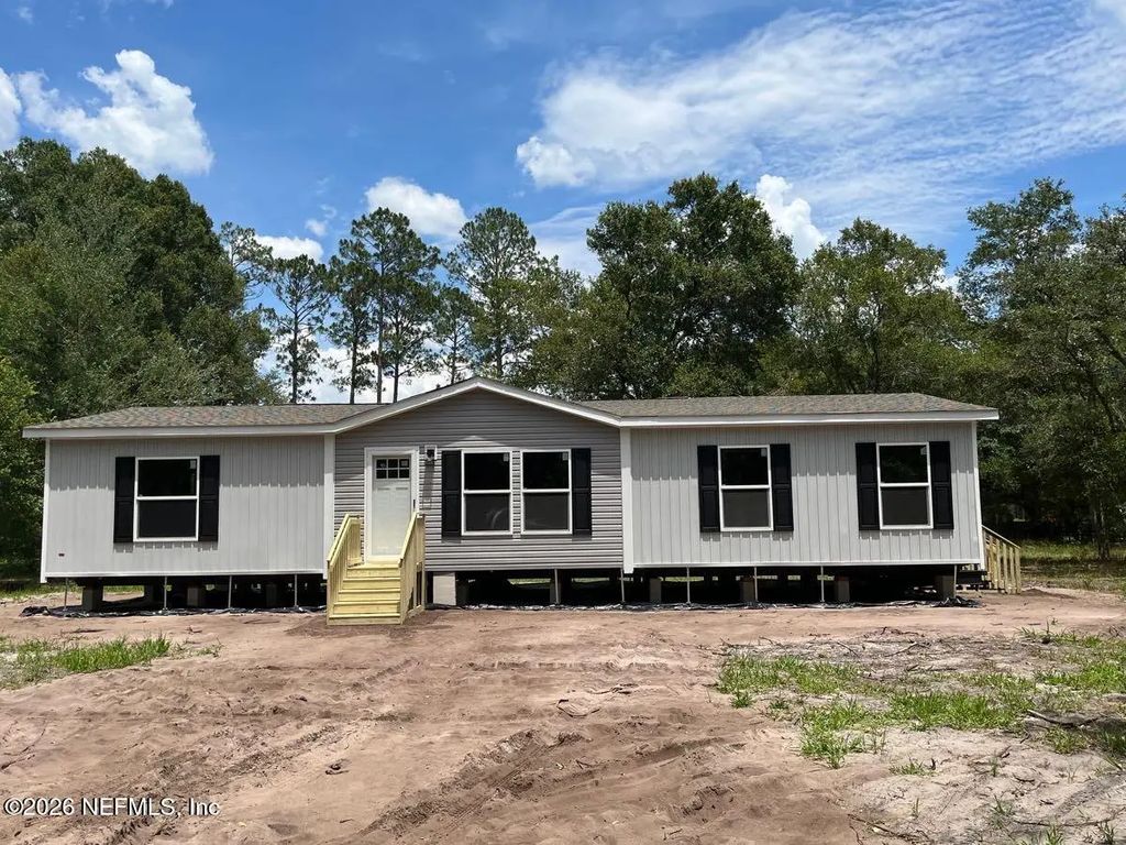 1635 Westwood Court, Maxville