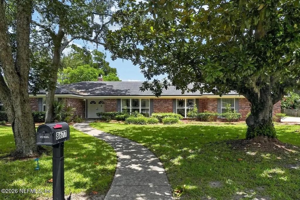 8677 San Servera Drive W, Jacksonville