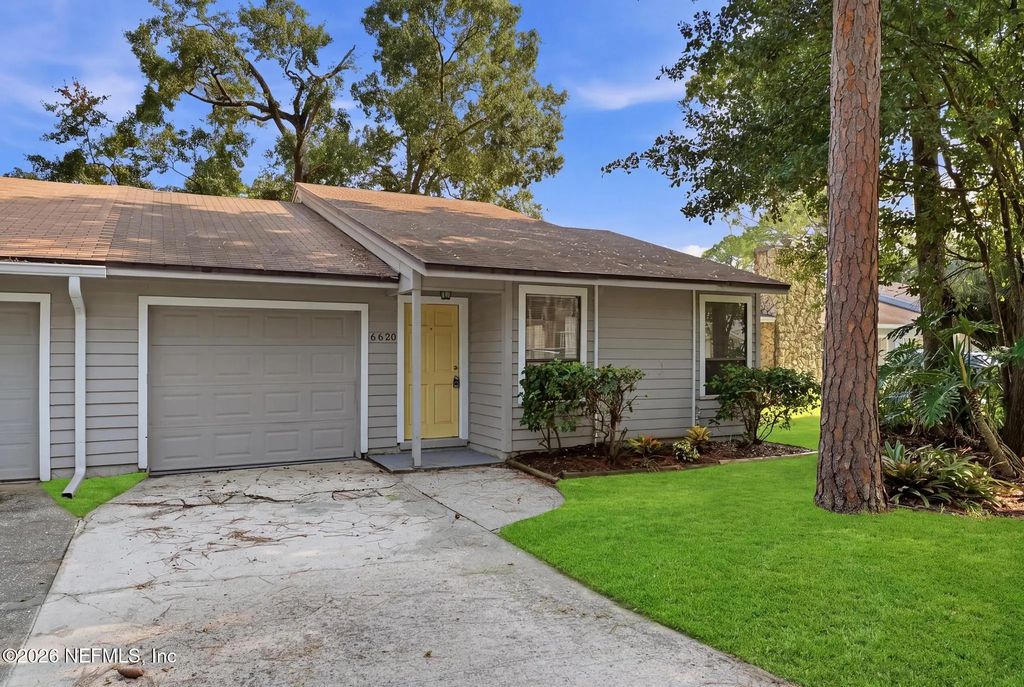 6620 Wellington Place Lane, Jacksonville