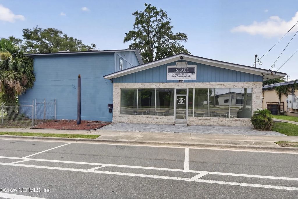 2016 Cassat Avenue, Jacksonville