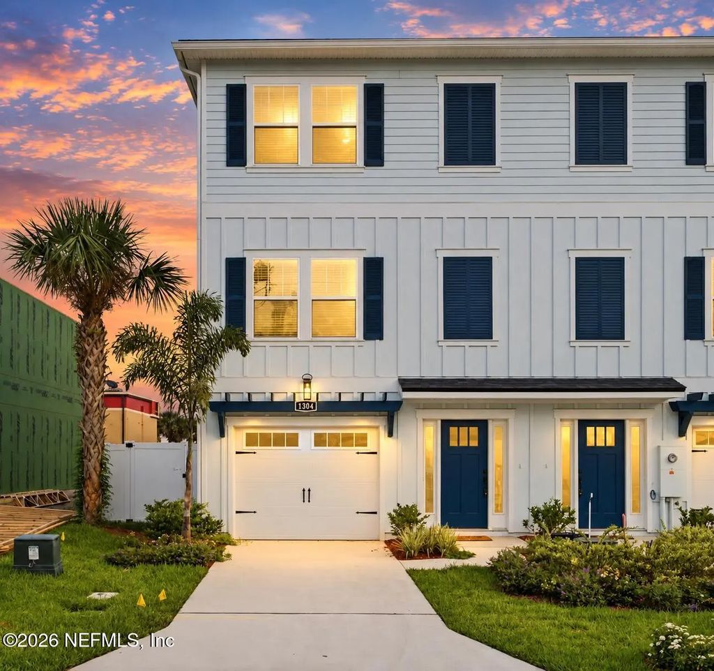 1304 1st Avenue N, Jacksonville Beach