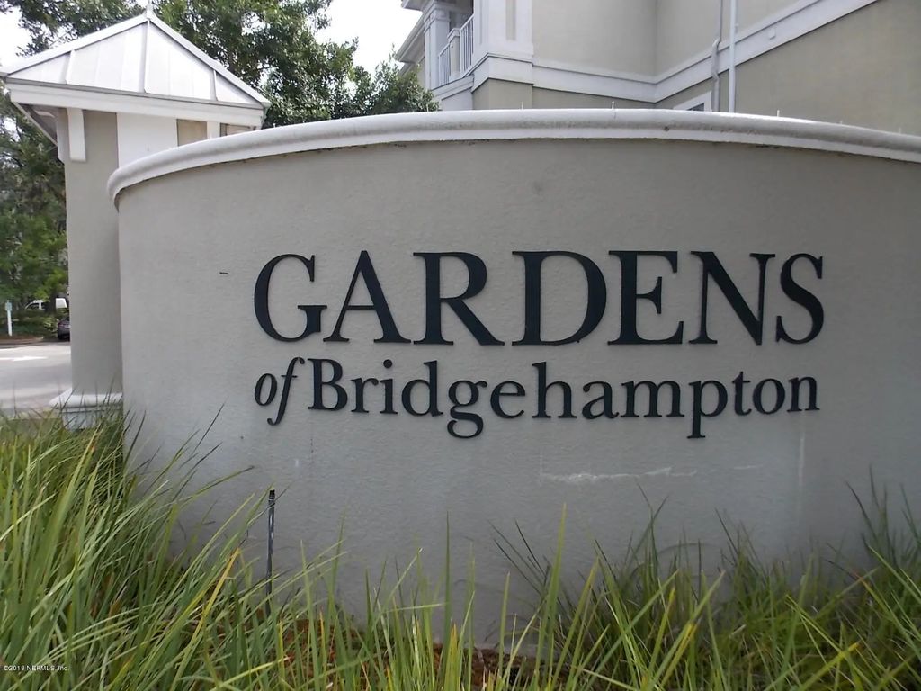 8290 Gate Parkway W 1017, Jacksonville