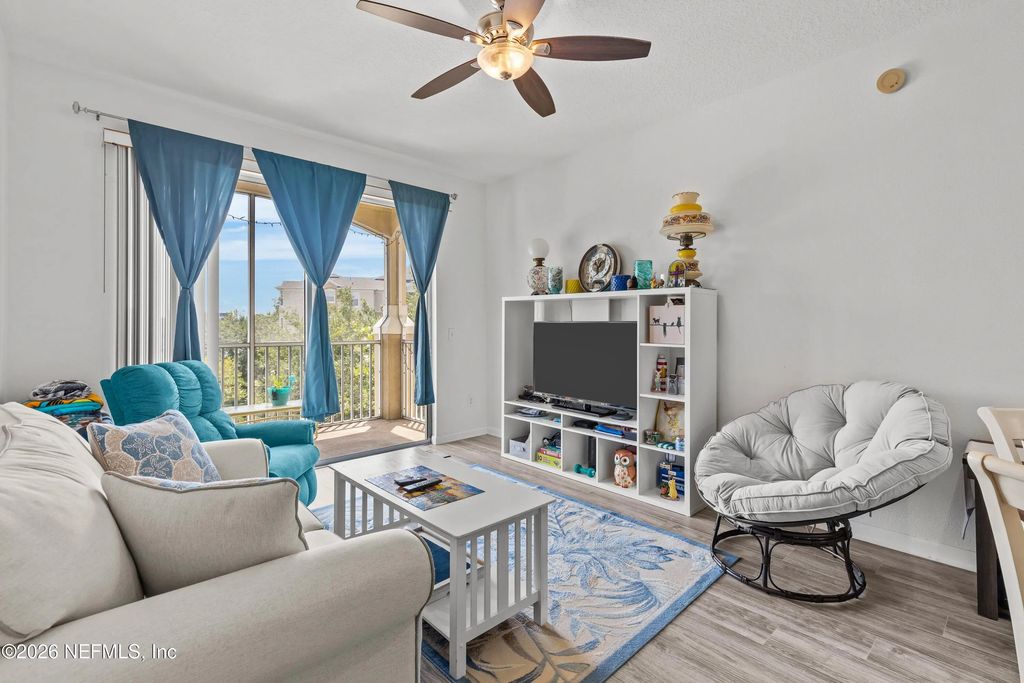 7801 Point Meadows Drive 2302, Jacksonville