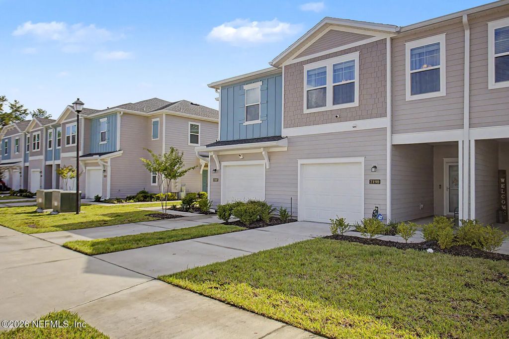 2198 Windward Cay Lane, Middleburg
