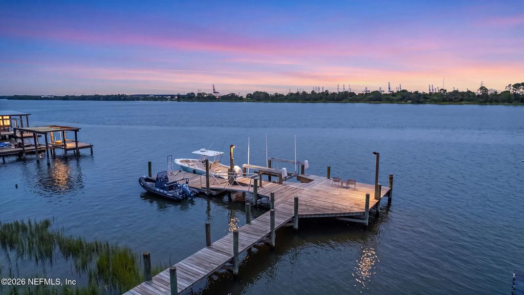 5392 Heckscher Drive, Jacksonville