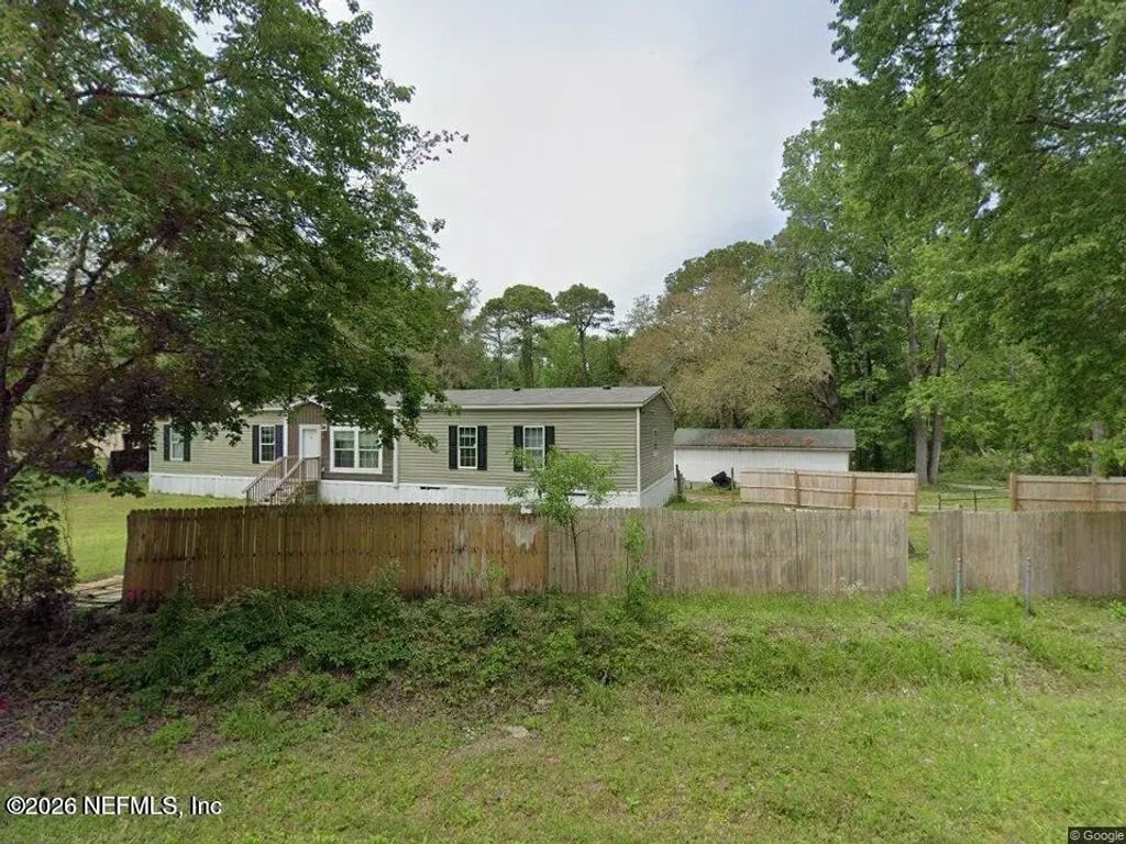 826 Johns Avenue, Orange Park