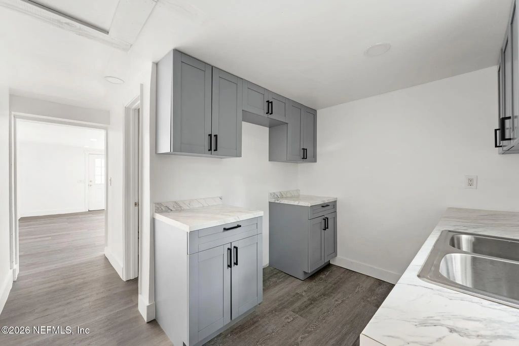 3142 3rd St Circle, Jacksonville