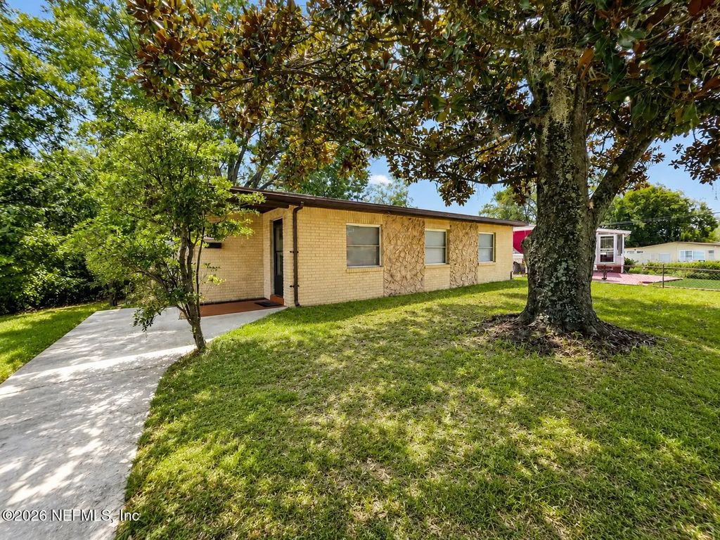 10415 Briarcliff Road E, Jacksonville