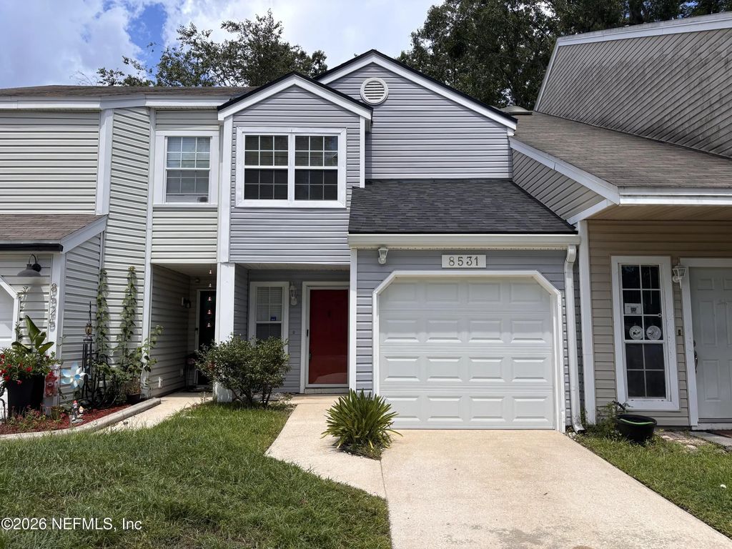 8531 E Sturbridge Circle, Jacksonville