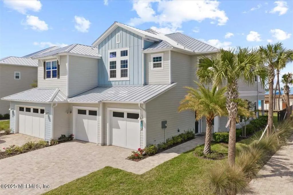 217 Rum Runner Way, St. Johns
