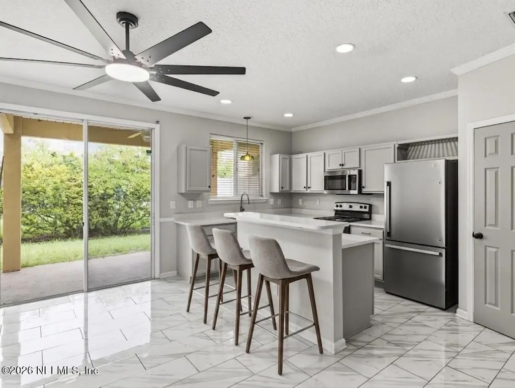 2346 Red Moon Drive, Jacksonville