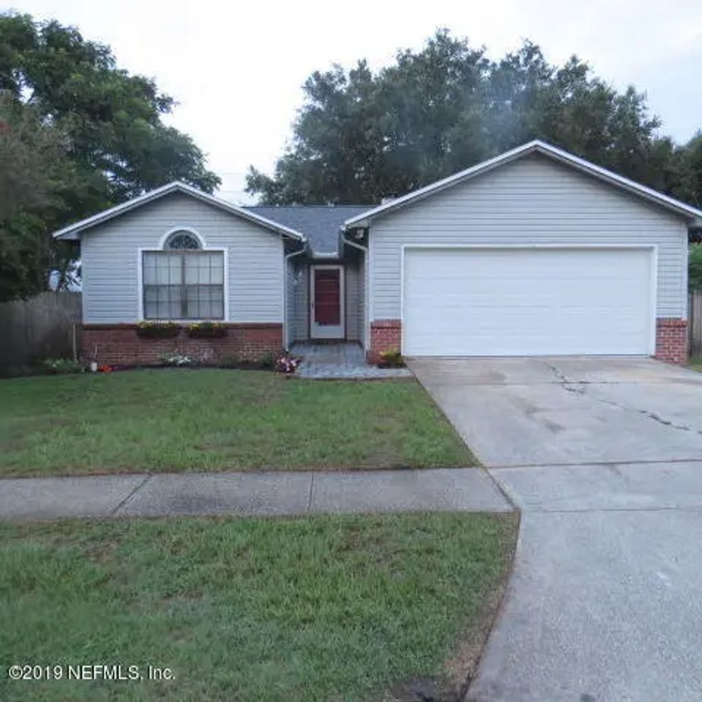 335 Hickory Hollow Drive N, Jacksonville