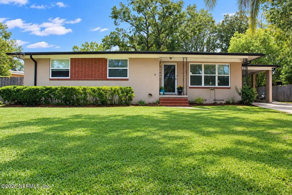4626 Burgundy Road N, Jacksonville