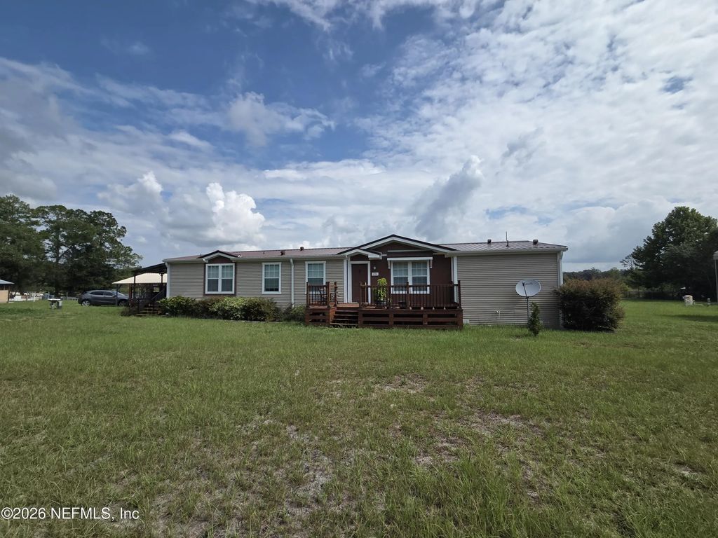 124 Junior Lake Trail, Interlachen