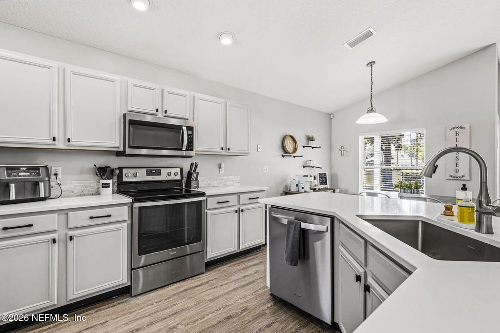 1634 Highland View Court, Fleming Island