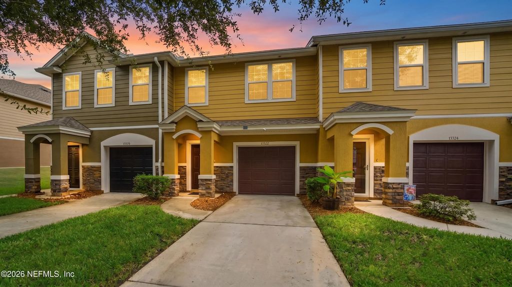 13322 Ocean Mist Drive, Jacksonville
