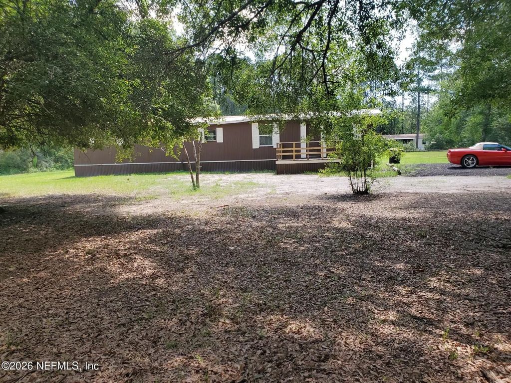 1151 Village Green Drive, Jacksonville