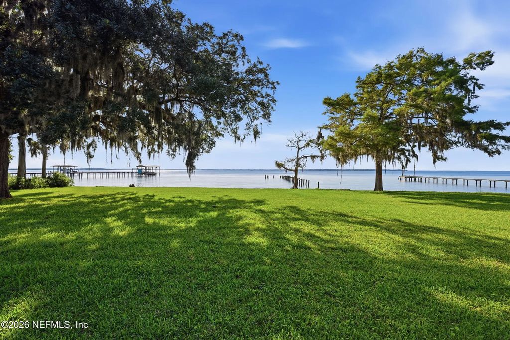 514 River Road, Orange Park