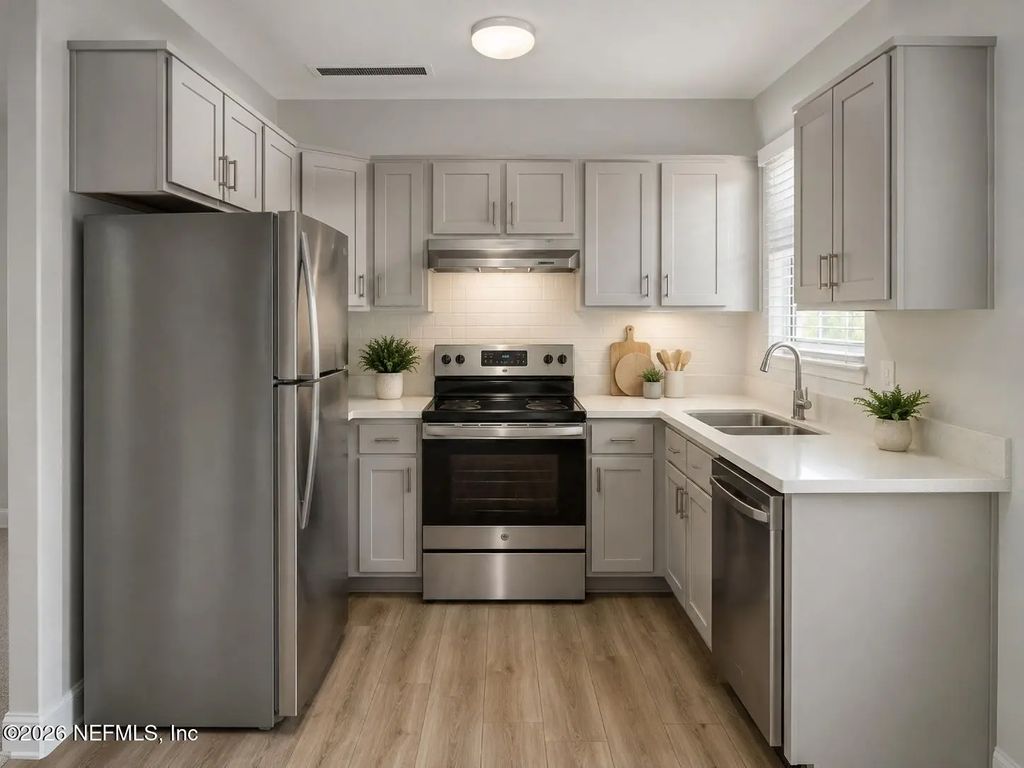 614 4th Street N B, Jacksonville Beach