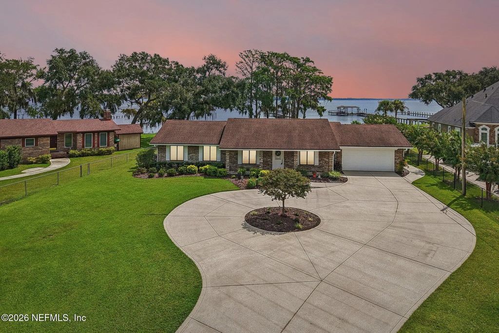 3227 River Road, Green Cove Springs