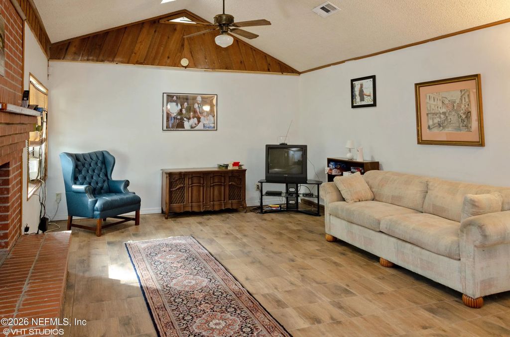 5419 Woodcrest Road, Jacksonville