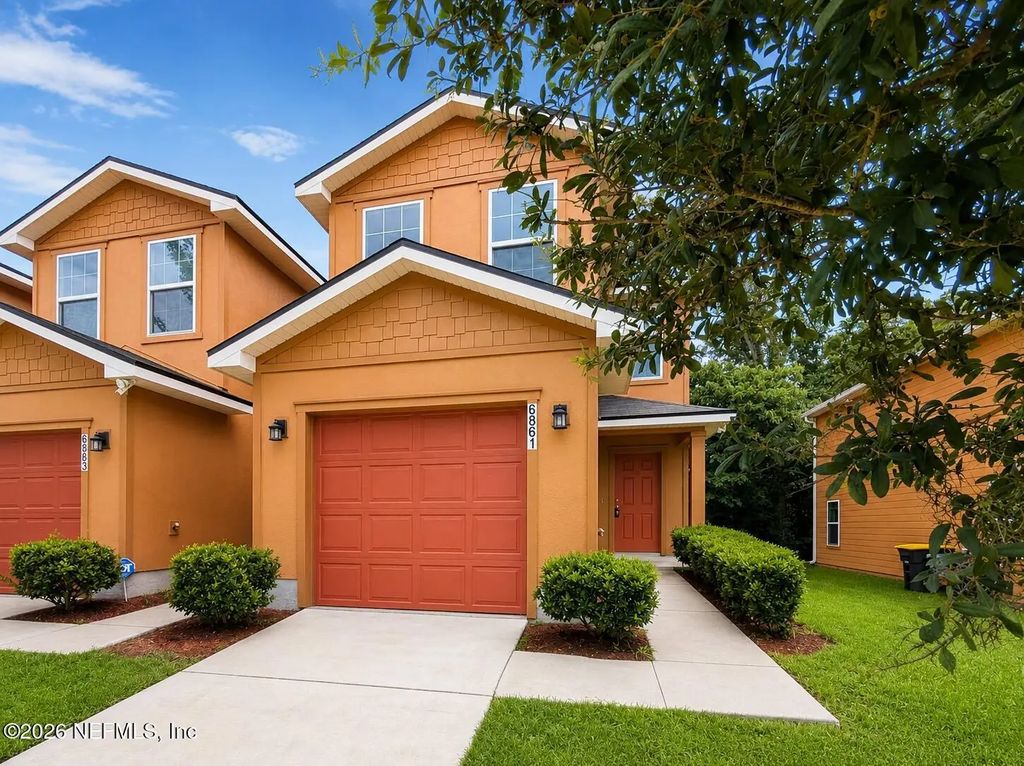 6861 Lake Mist Lane, Jacksonville