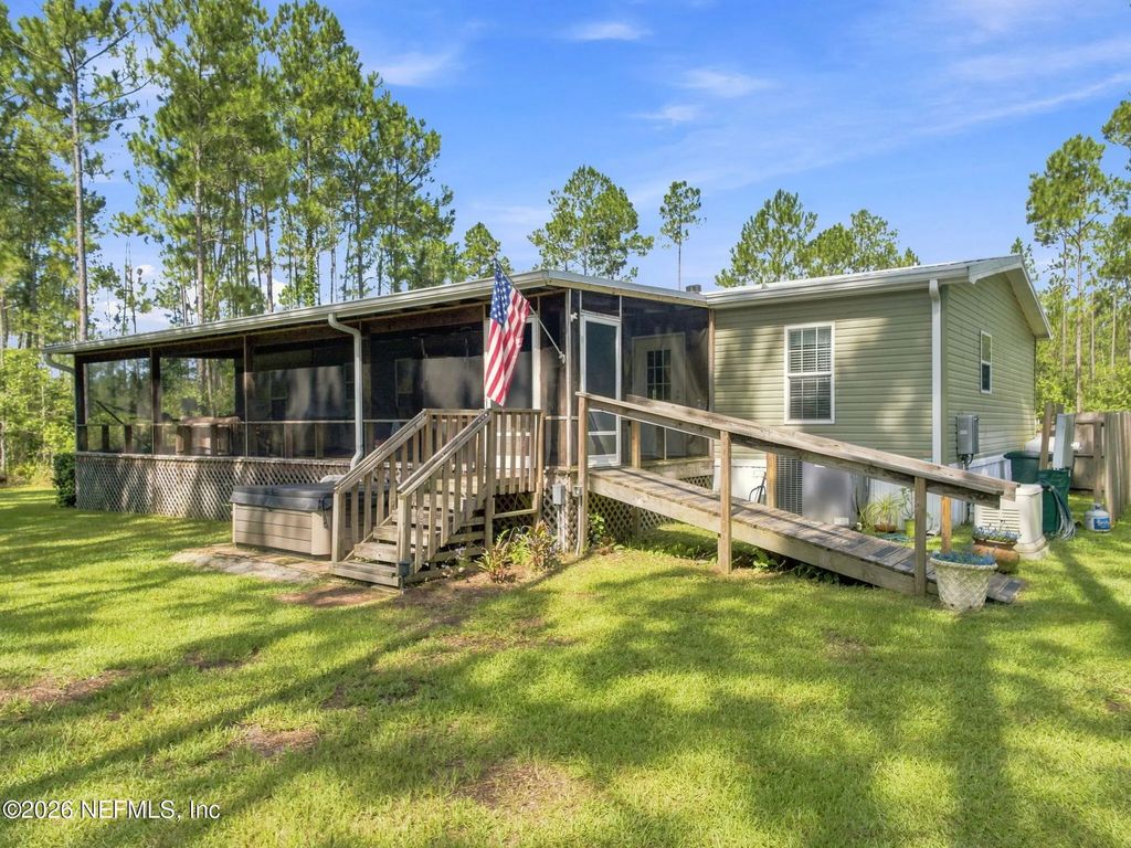 5835 Lisa Lynn Lane, Keystone Heights