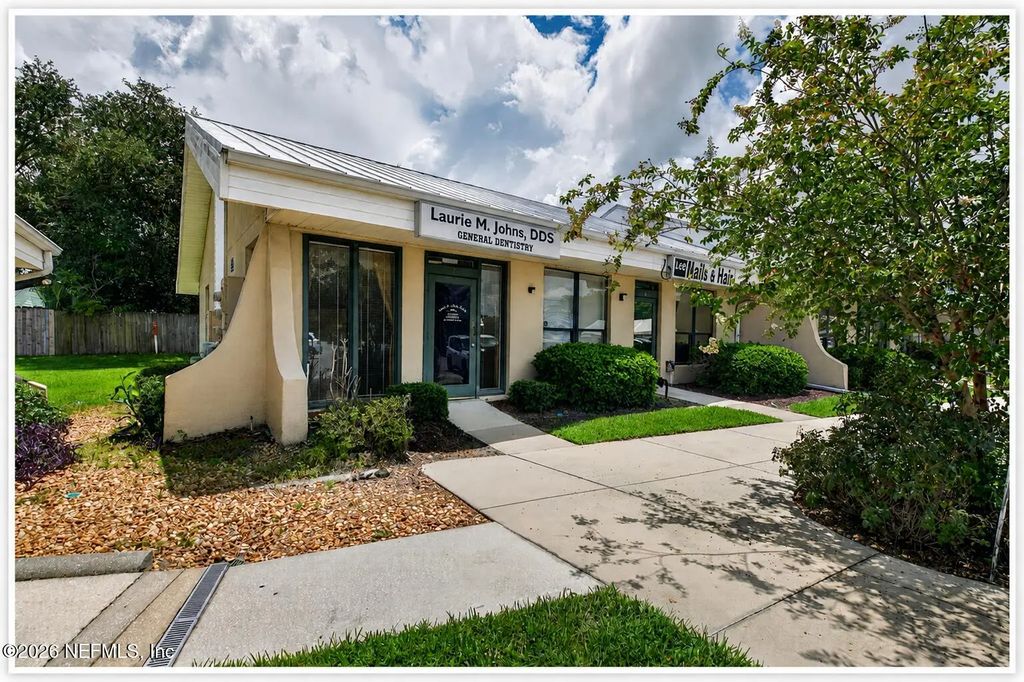 1700 Wells Road 7, Orange Park