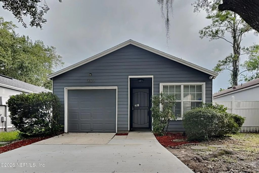5629 Ellis Trace Drive, Jacksonville
