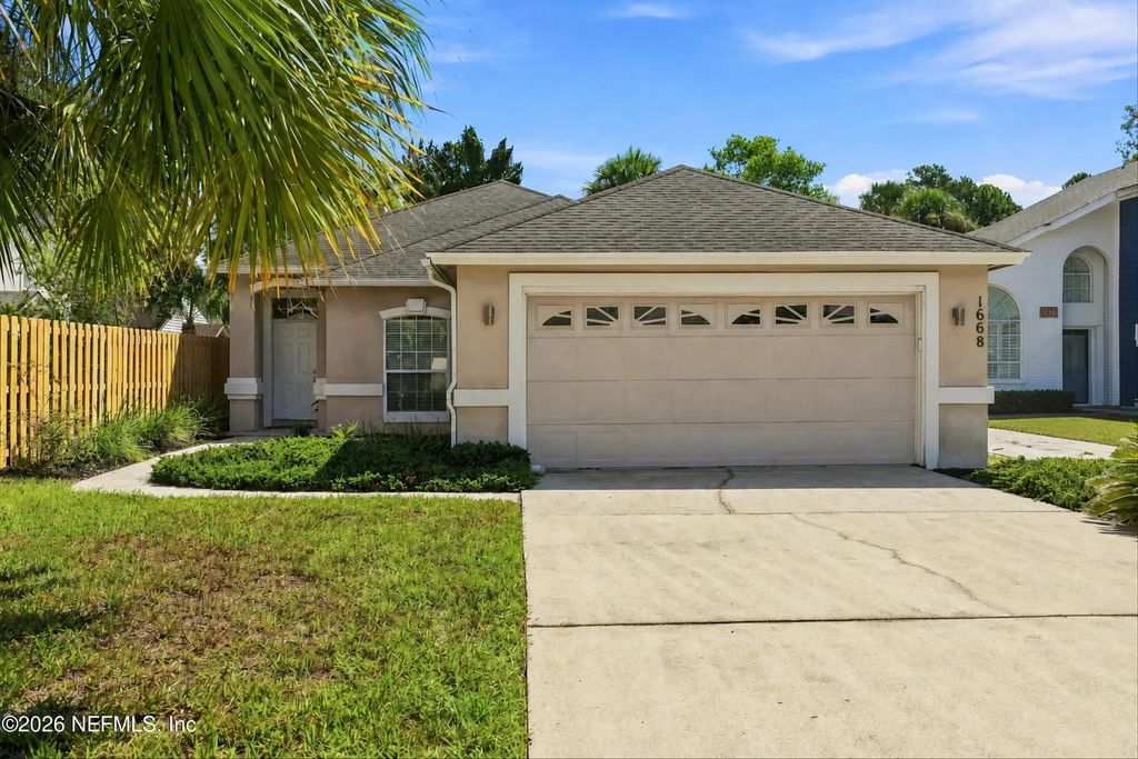 1668 Linkside Court N, Atlantic Beach