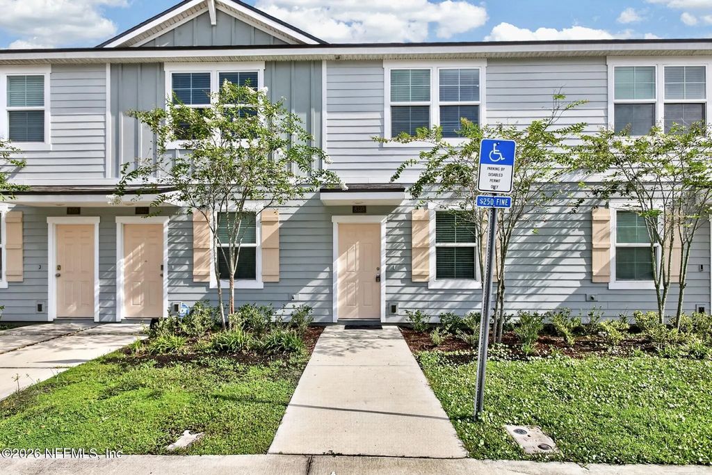 8339 Asteroid Street, Jacksonville