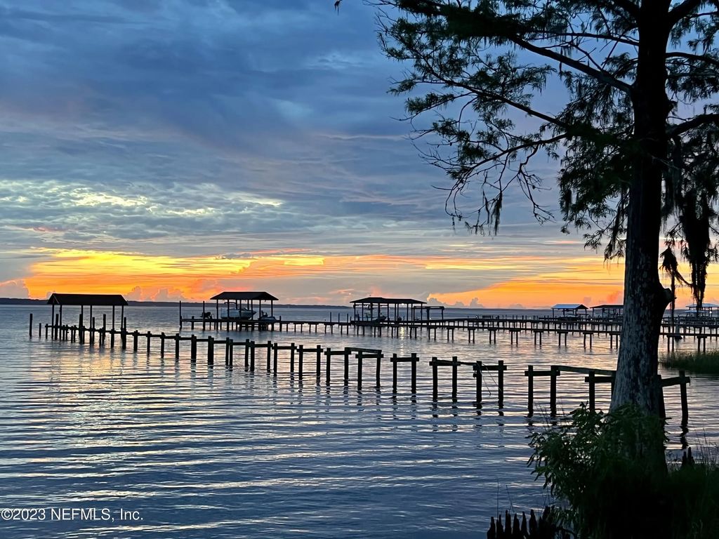 3217 River Road, Green Cove Springs