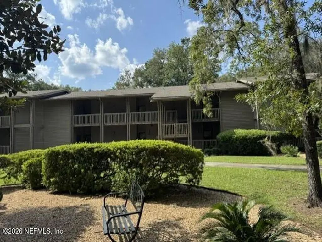2910 Ravines Road 1125, Middleburg