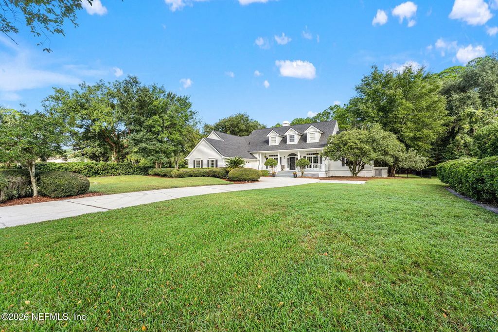 7903 Vineyard Lake Road N, Jacksonville
