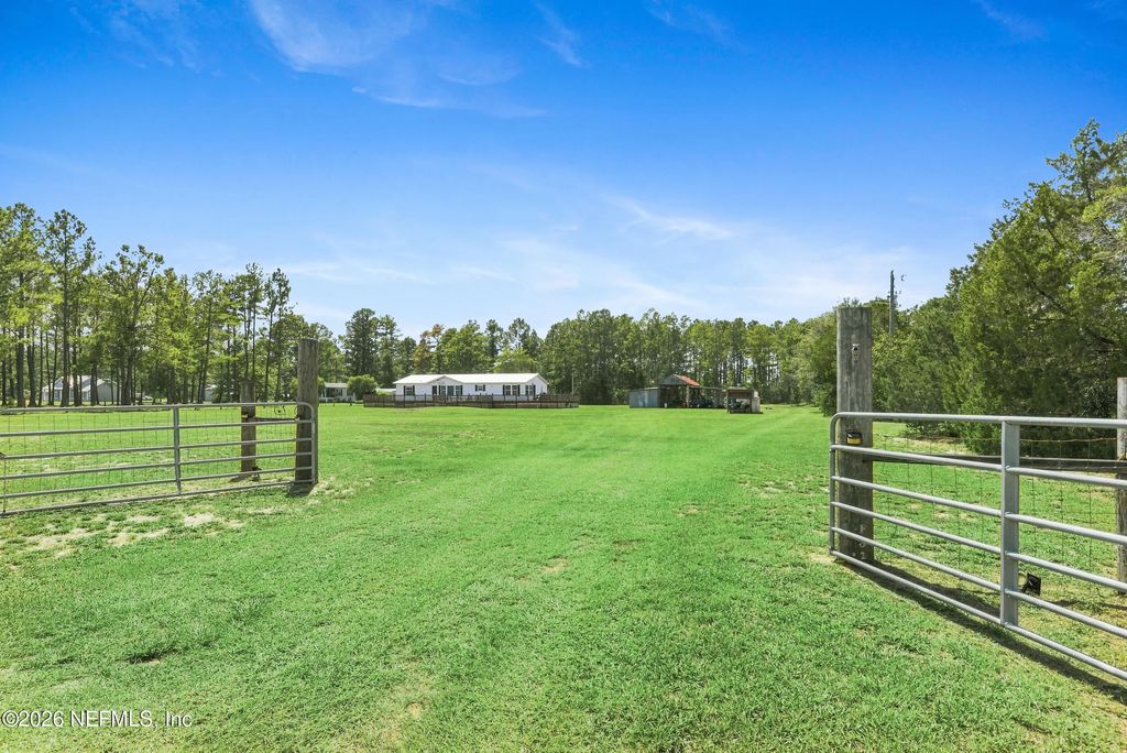 241826 County Road 121, Hilliard