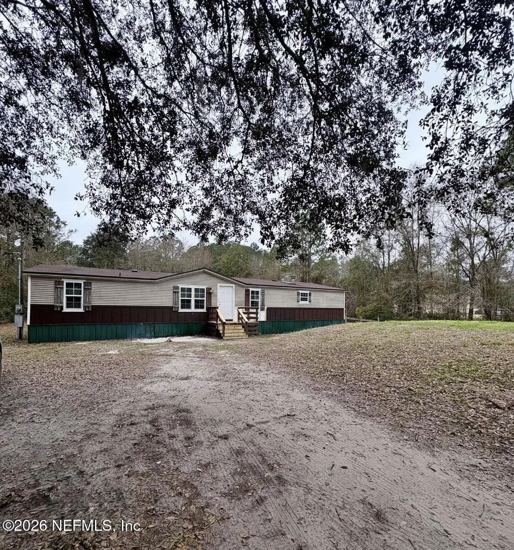 2224 Indigo Avenue, Middleburg