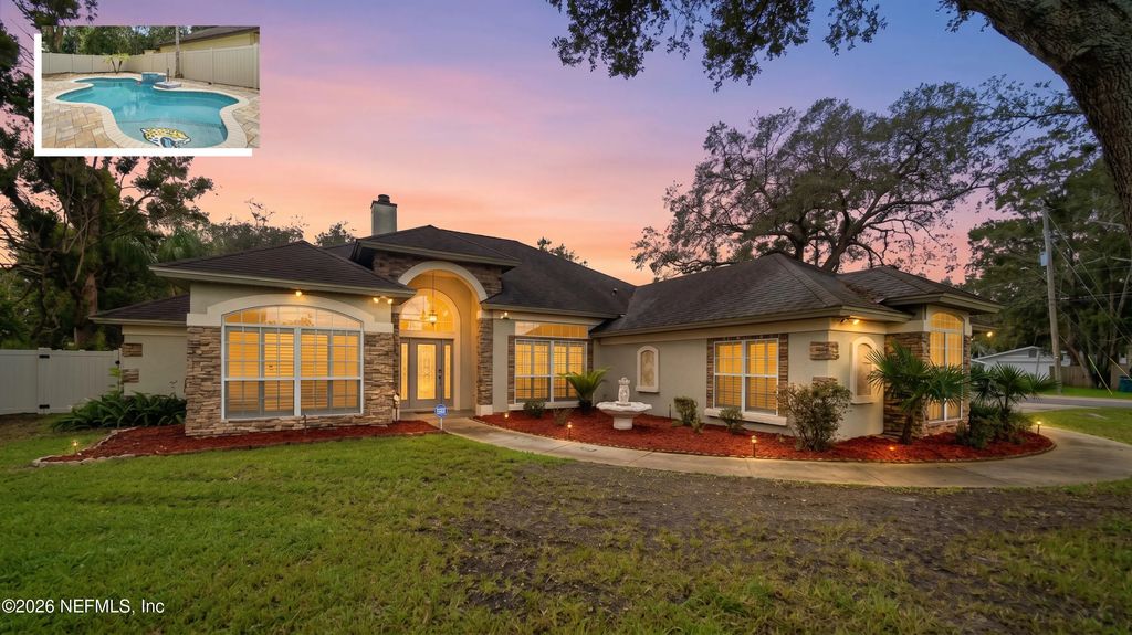 13304 Old Saint Augustine Road, Jacksonville