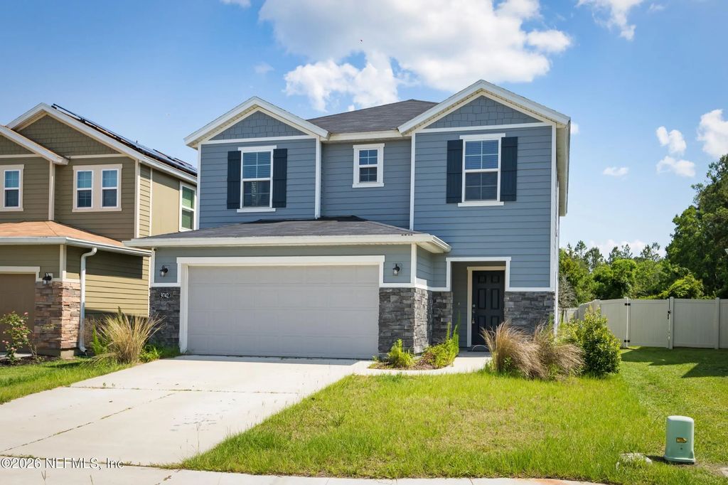 9742 Skydive Court, Jacksonville