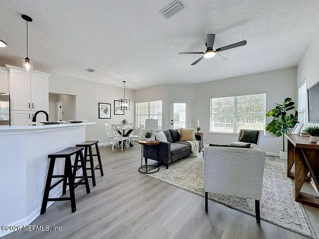 1725 Forest Lake Circle E 3, Jacksonville